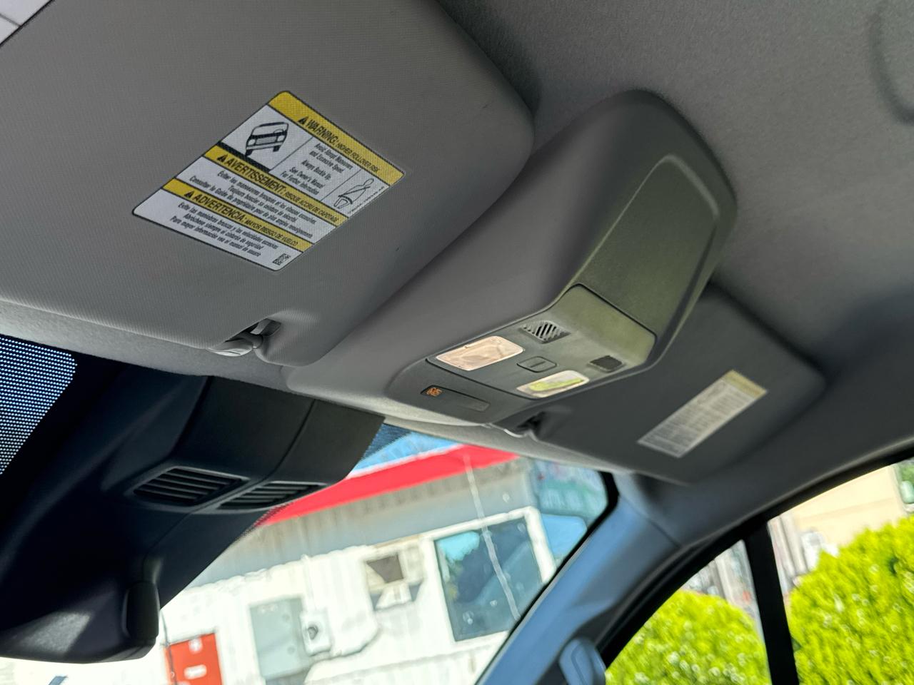 Ford Transit 250 Van Low Roof w/Sliding Pass. 130-in. WB 2021