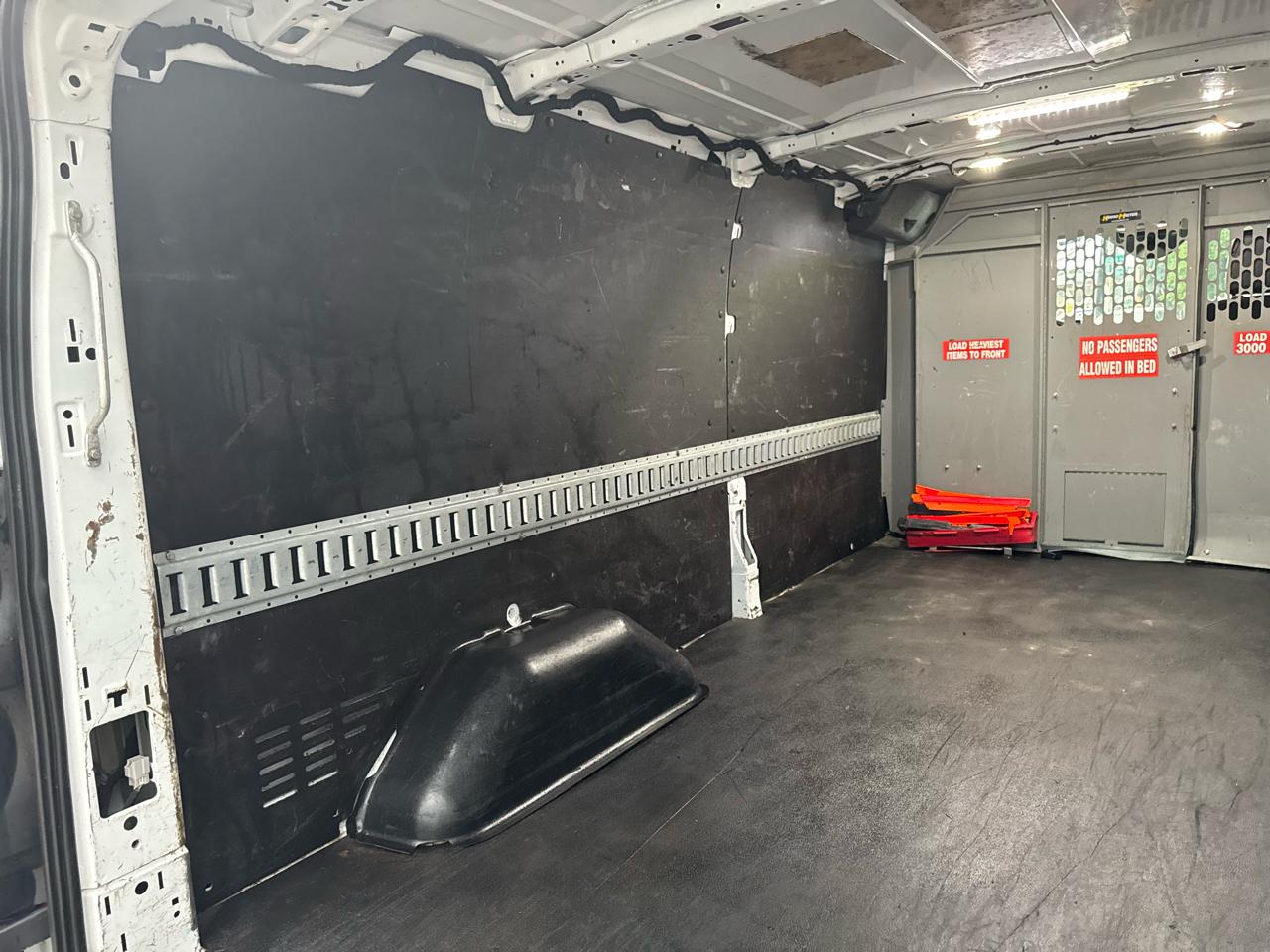 Ford Transit 250 Van 2023