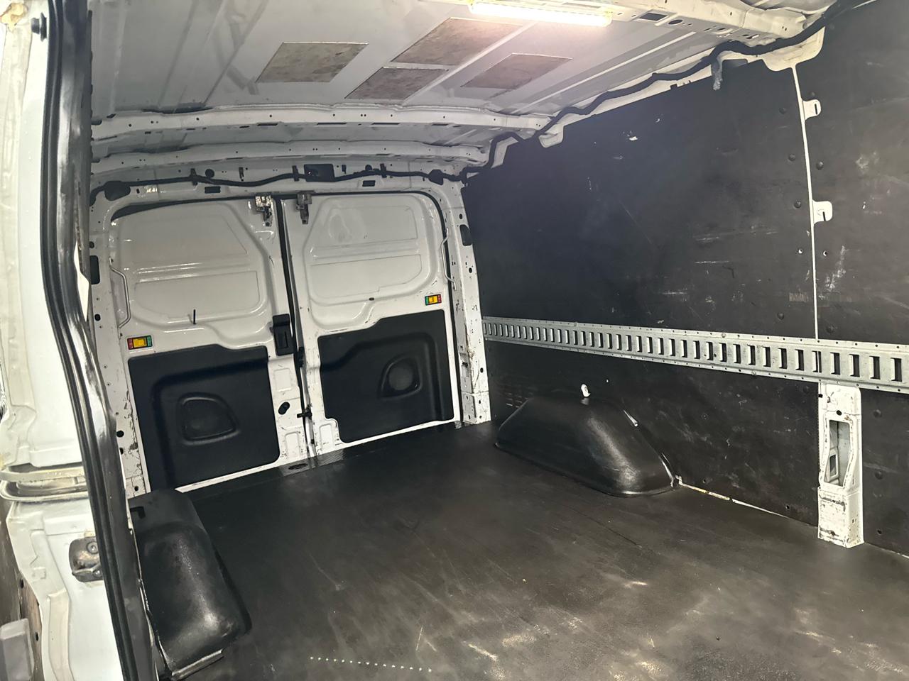 Ford Transit 250 Van 2023