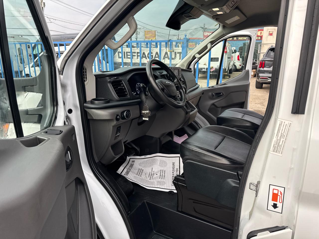 Ford Transit 250 Van 2023
