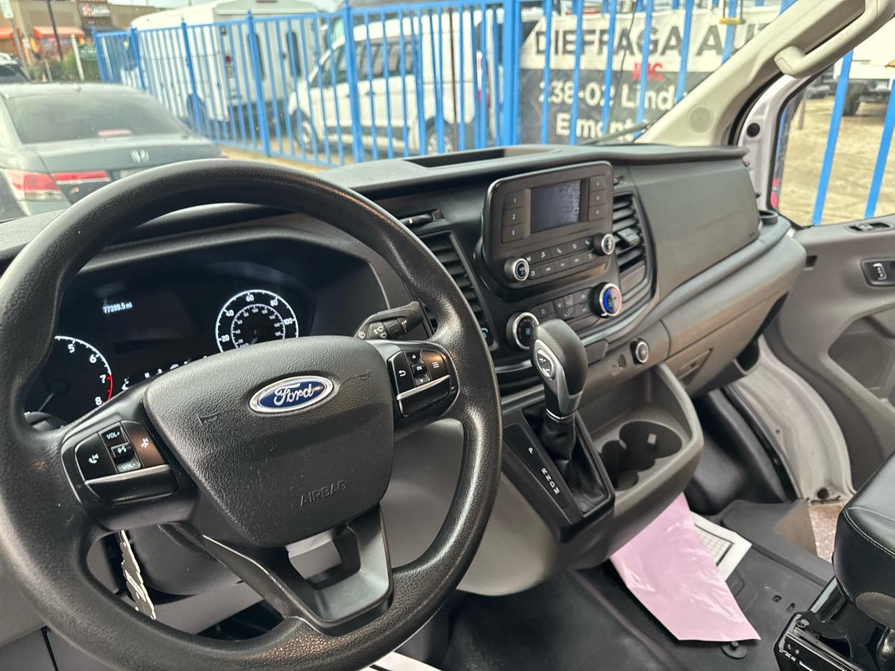 Ford Transit 250 Van 2023