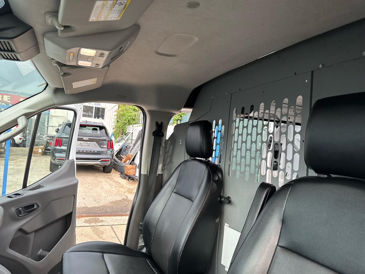 Ford Transit 250 Van 2023