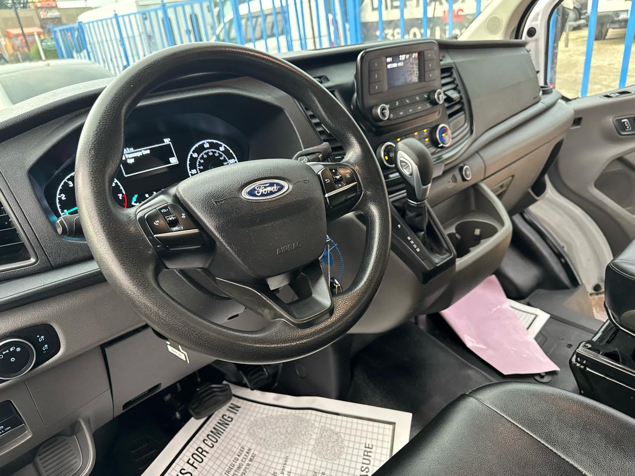 Ford Transit 250 Van 2023