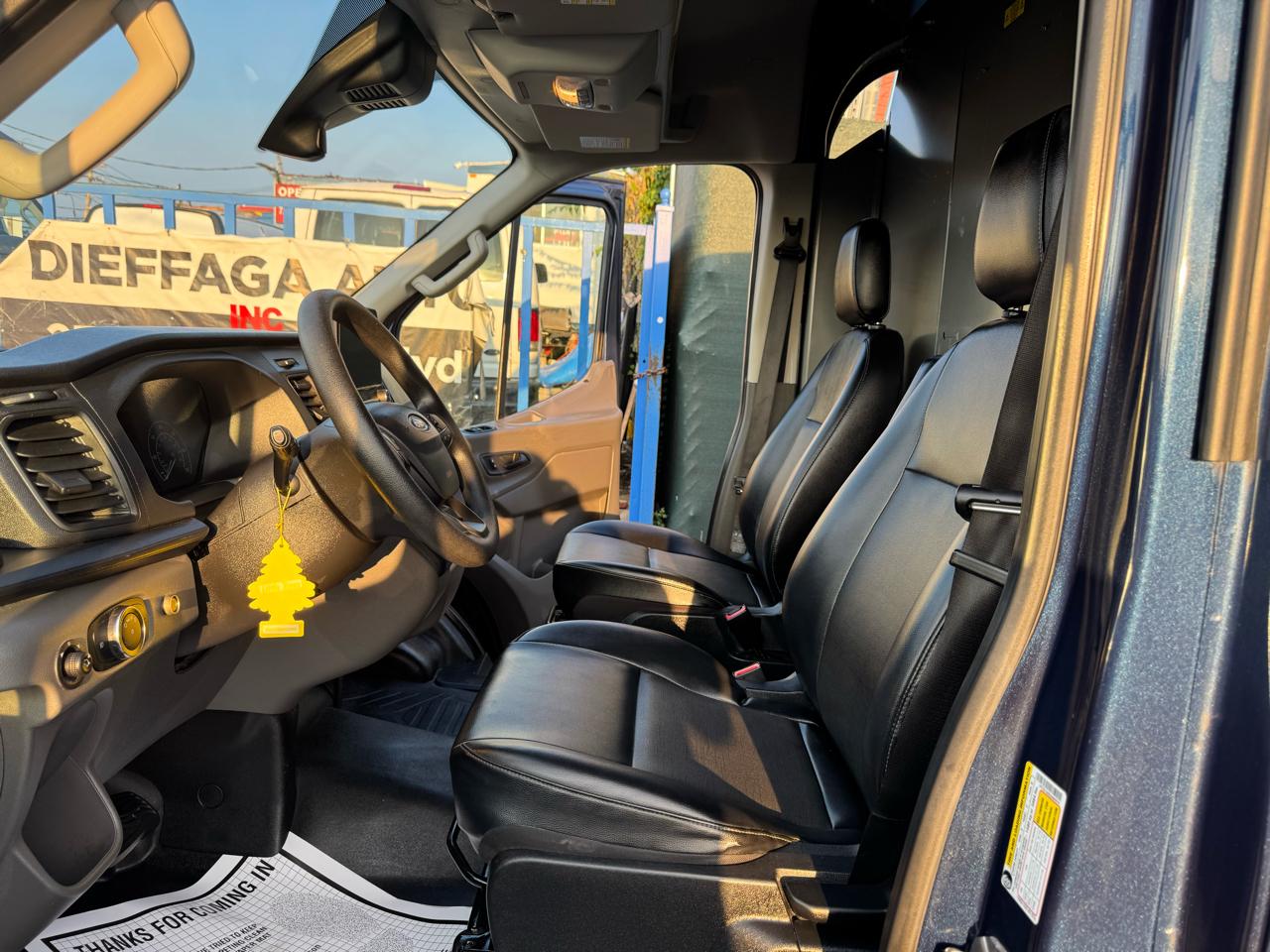 Ford Transit 150 Van Med. Roof w/Sliding Pass. 130-in. WB 2020