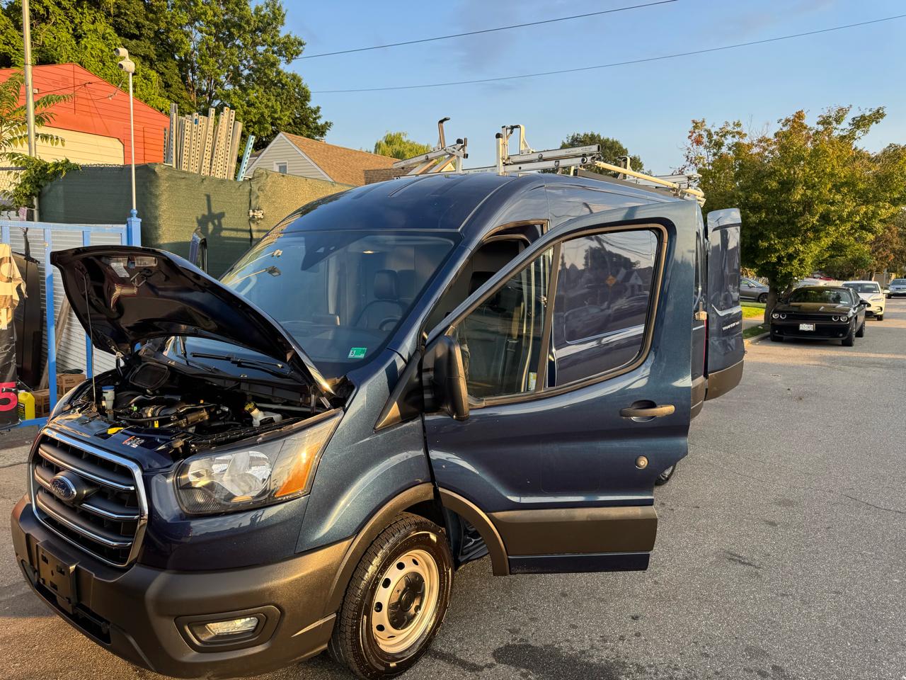 Ford Transit 150 Van Med. Roof w/Sliding Pass. 130-in. WB 2020