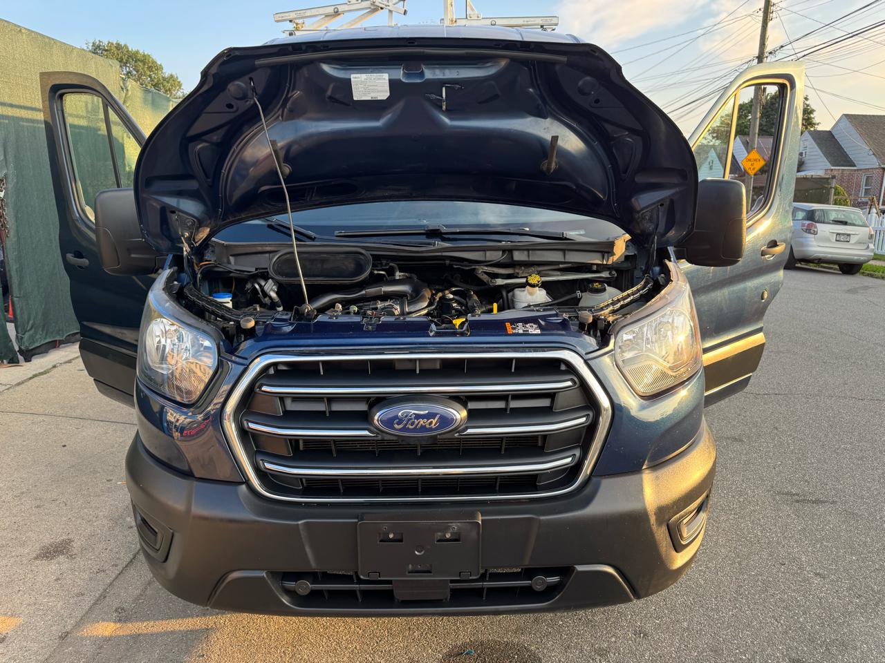 Ford Transit 150 Van Med. Roof w/Sliding Pass. 130-in. WB 2020