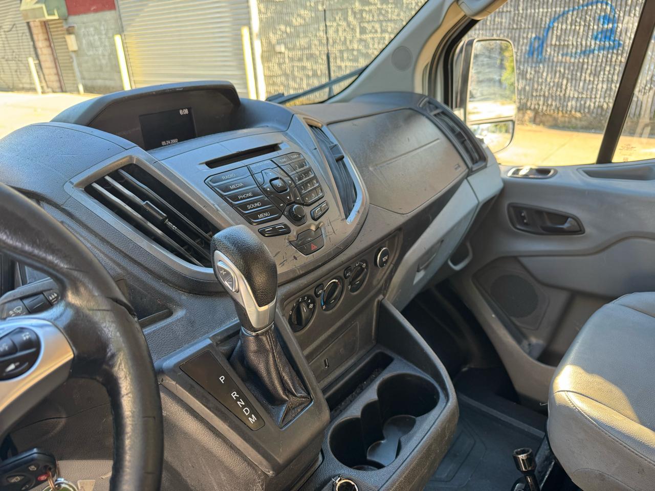 Ford Transit Van T-150 148" Low Rf 8600 GVWR Swing-Out RH Dr 2017