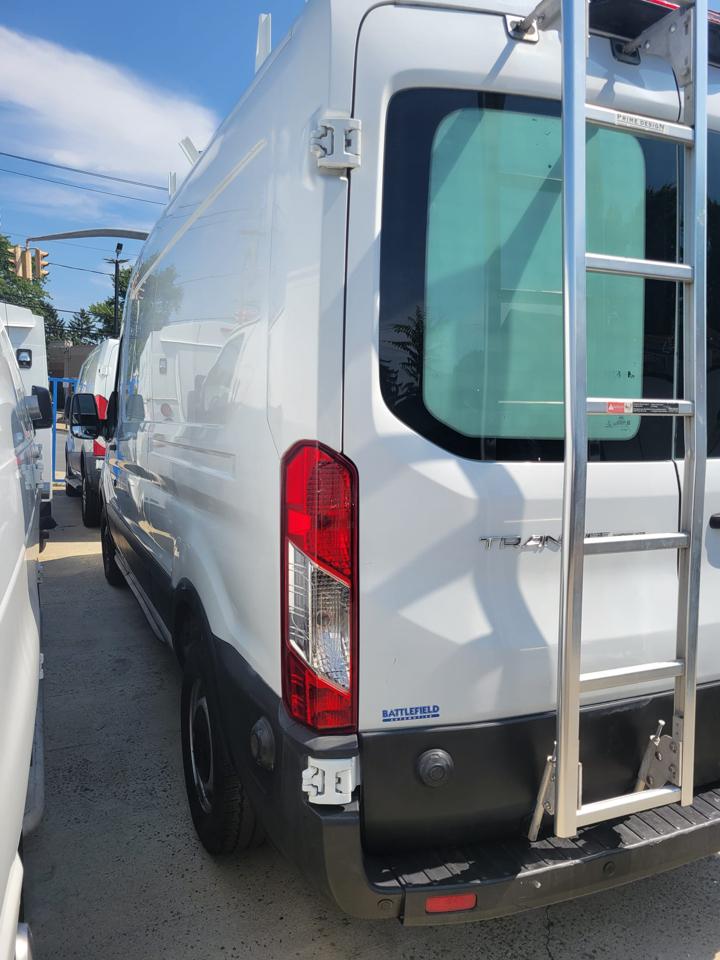Ford Transit 250 Van Med. Roof w/Sliding Pass. 130-in. WB 2020