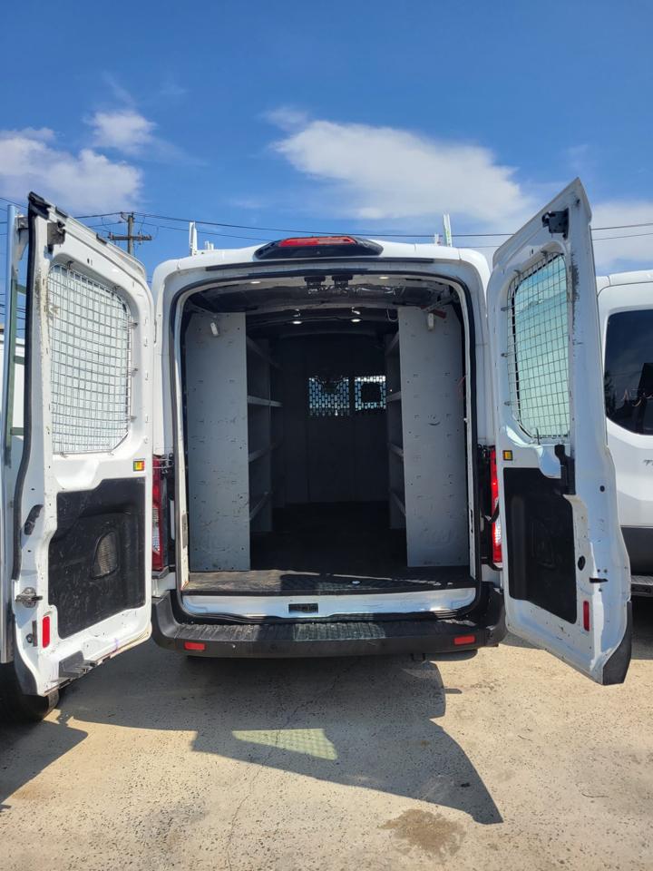 Ford Transit 250 Van Med. Roof w/Sliding Pass. 130-in. WB 2020