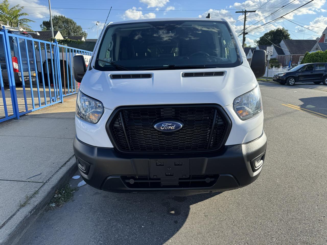 Ford Transit 150 Van Low Roof w/Sliding Pass. 130-in. WB 2021