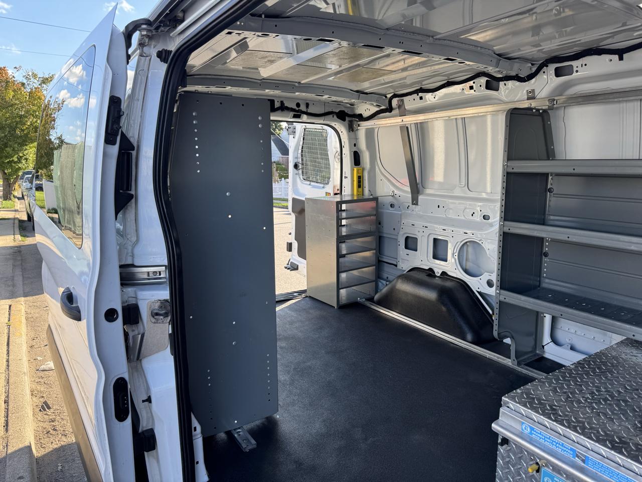 Ford Transit 150 Van Low Roof w/Sliding Pass. 130-in. WB 2021