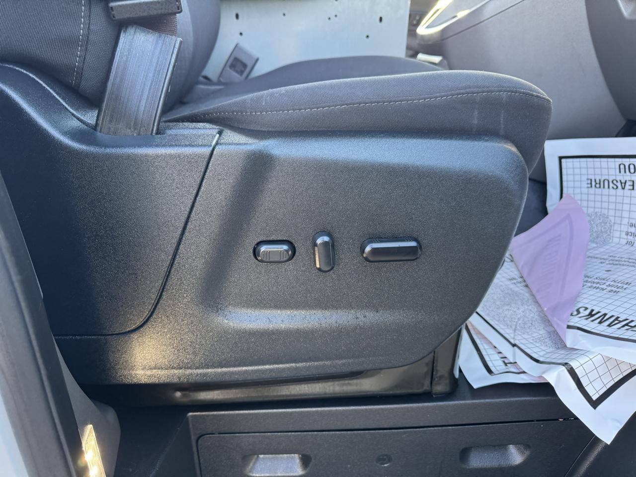 Ford Transit 150 Van Low Roof w/Sliding Pass. 130-in. WB 2021