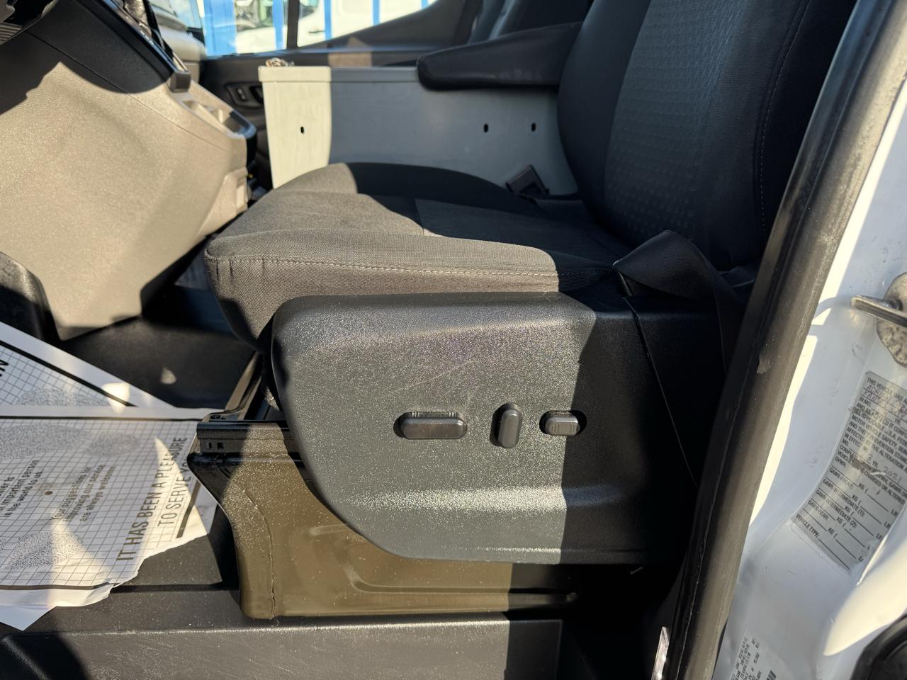 Ford Transit 150 Van Low Roof w/Sliding Pass. 130-in. WB 2021