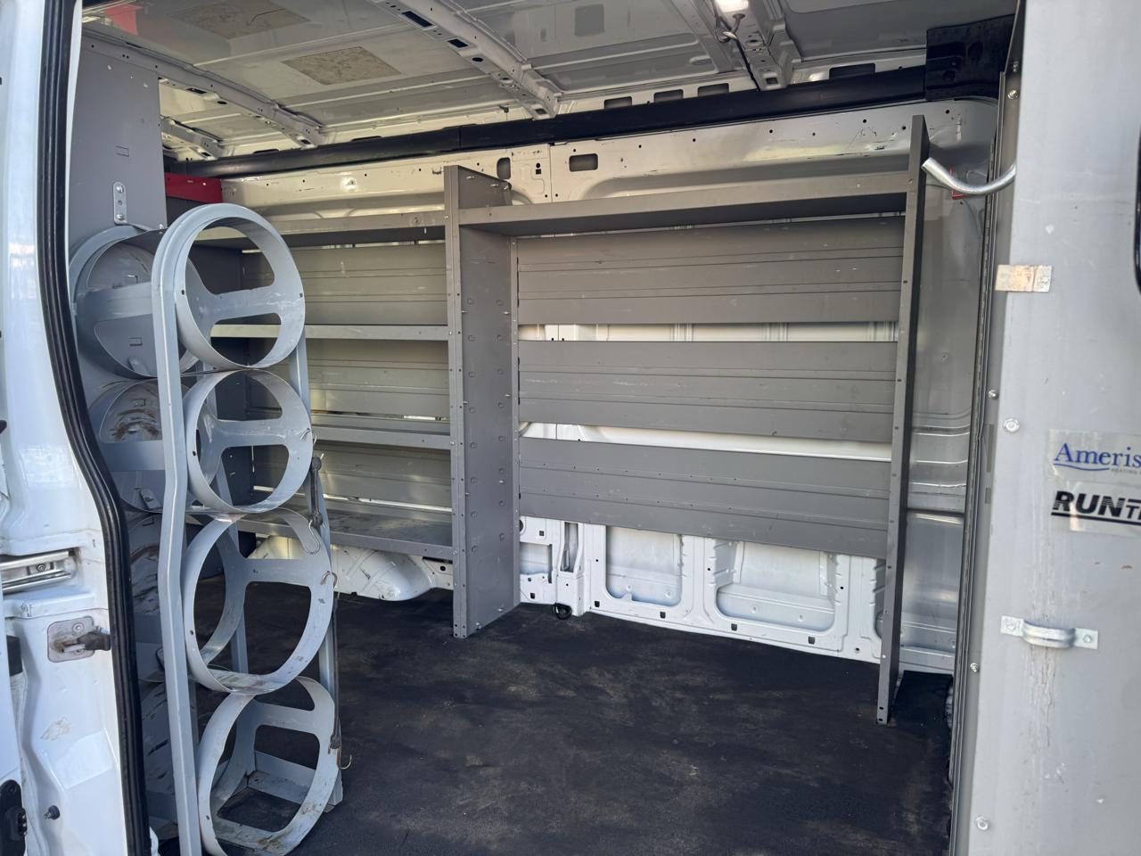Ford Transit 250 Van Med. Roof w/Sliding Pass. 148-in. WB 2019