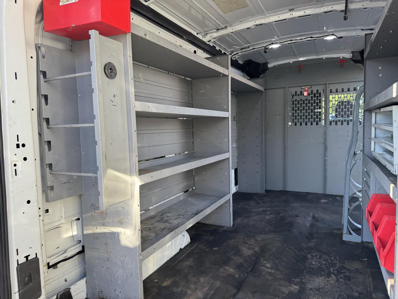 Ford Transit 250 Van Med. Roof w/Sliding Pass. 148-in. WB 2019