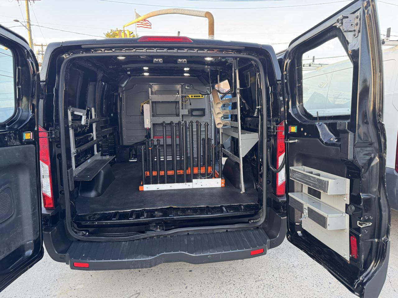 Ford Transit 150 Van Low Roof w/Sliding Pass. 130-in. WB 2019