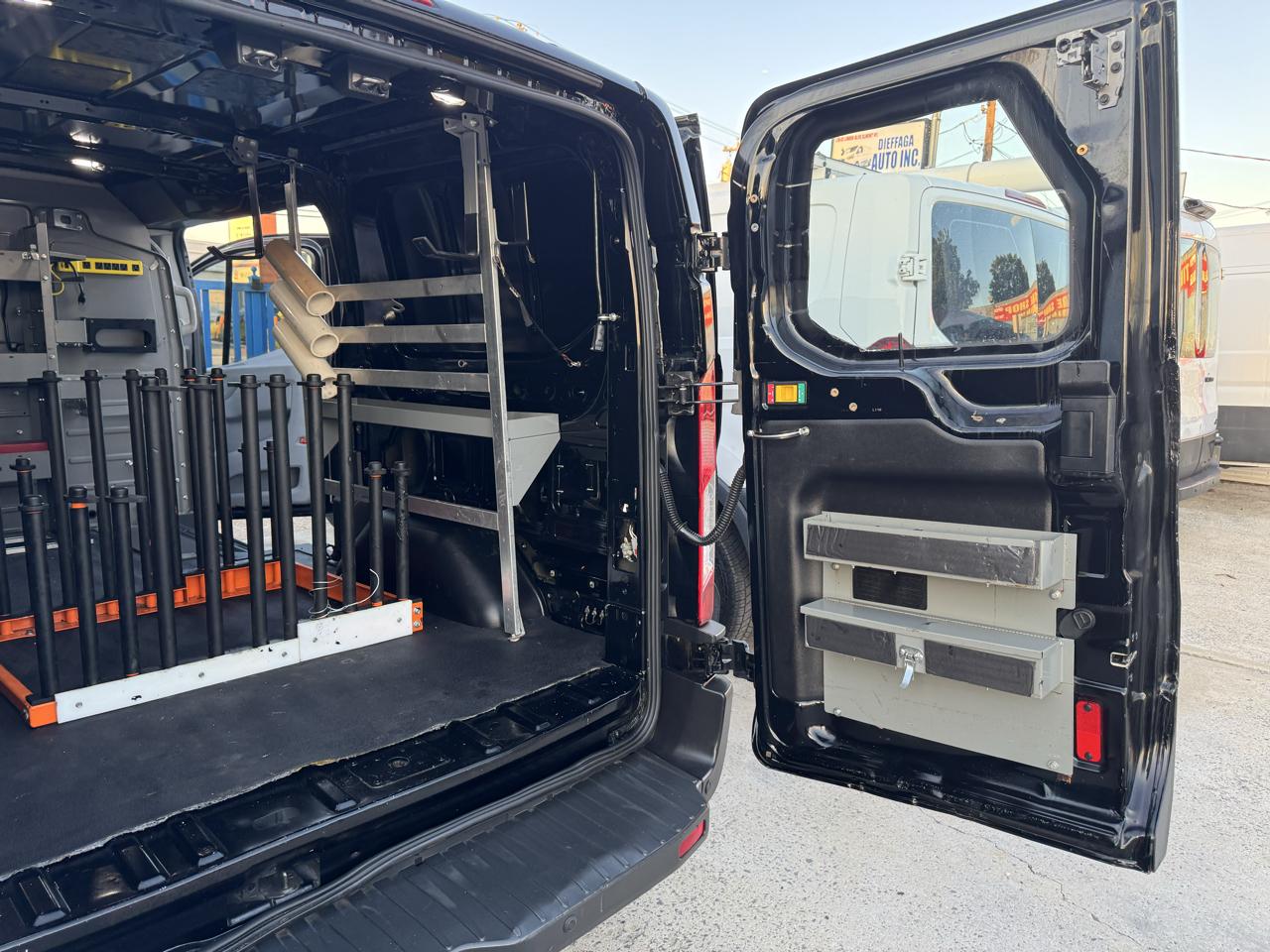 Ford Transit 150 Van Low Roof w/Sliding Pass. 130-in. WB 2019