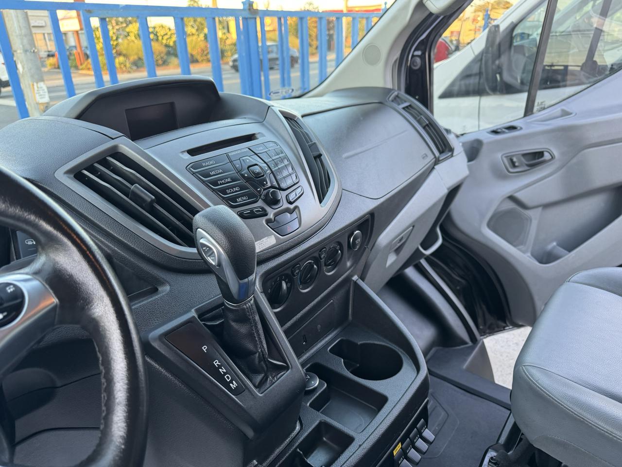 Ford Transit 150 Van Low Roof w/Sliding Pass. 130-in. WB 2019