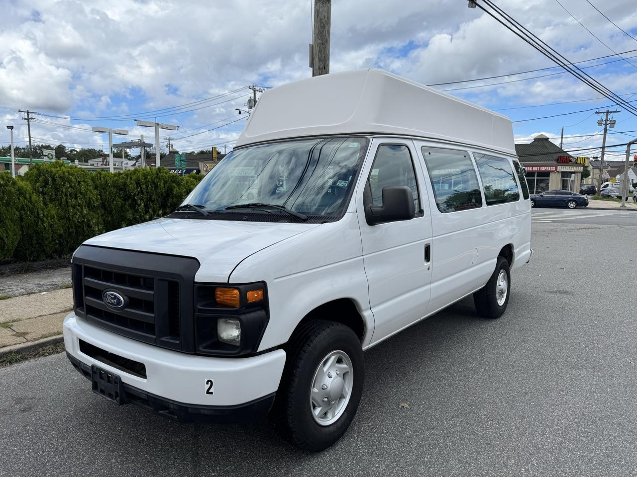 Ford Econoline E-250 Extended 2014