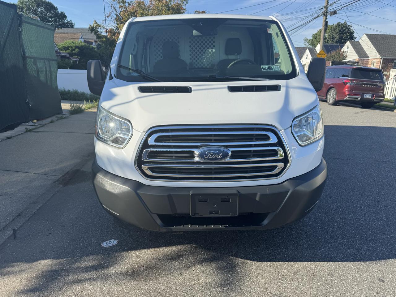 Ford Transit 250 Van Low Roof 60/40 Pass.130-in. WB 2016