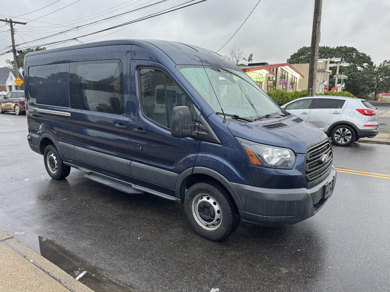 Ford Transit 250 Van Med. Roof w/Sliding Pass. 148-in. WB 2016