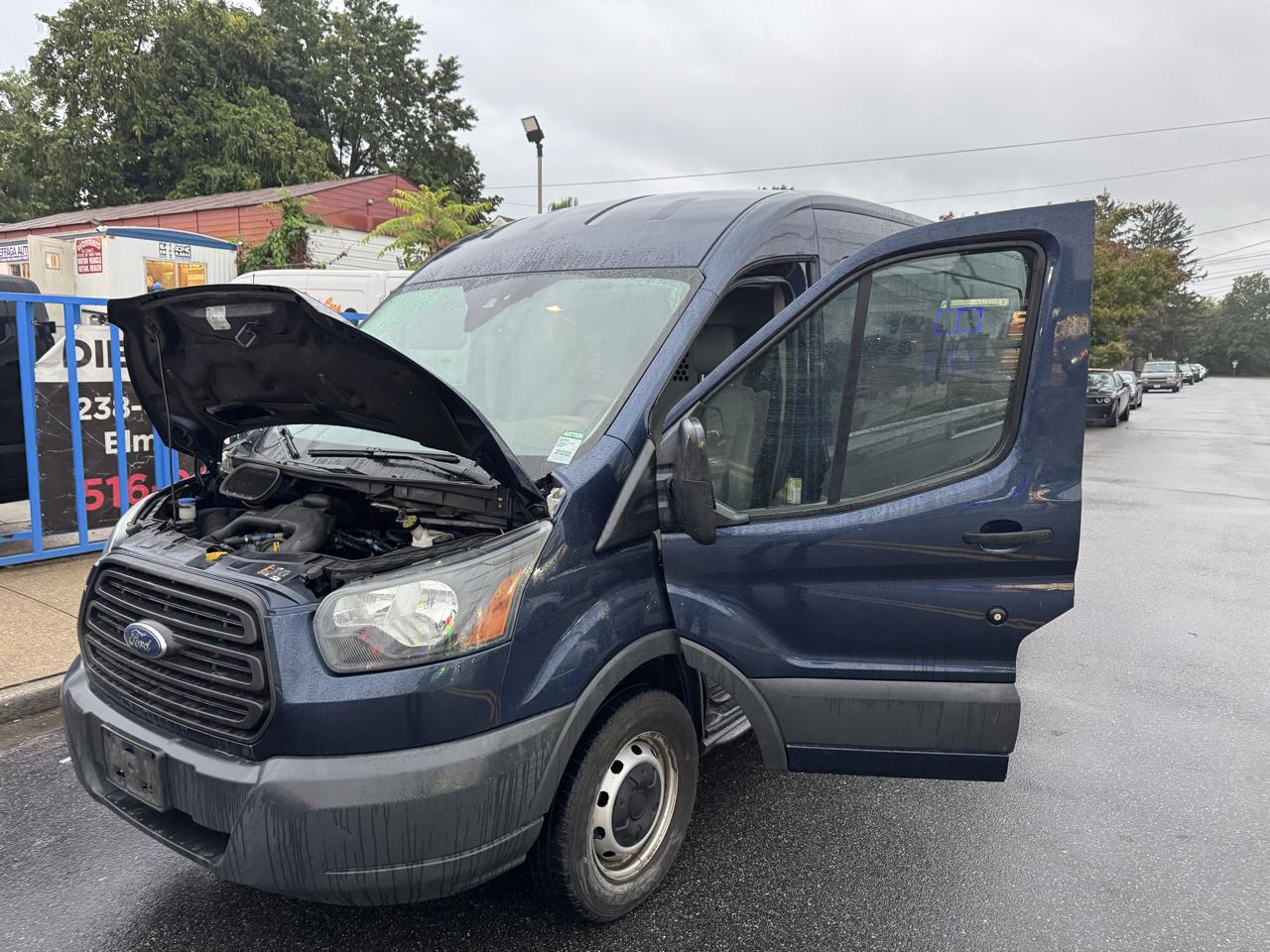Ford Transit 250 Van Med. Roof w/Sliding Pass. 148-in. WB 2016