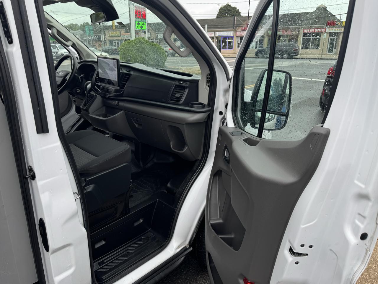 Ford Transit 250 Van 2023