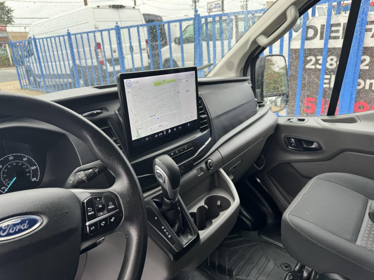 Ford Transit 250 Van 2023