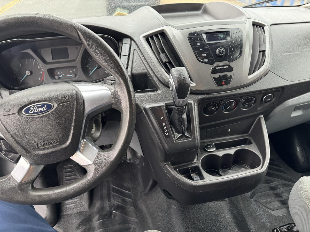 Ford Transit 250 Van Low Roof 60/40 Pass.130-in. WB 2016