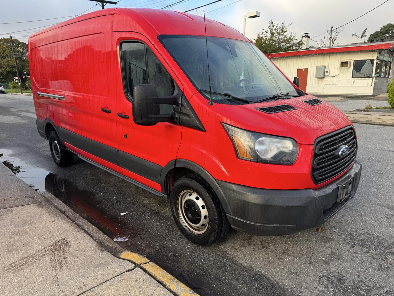 Ford Transit 250 Van Med. Roof w/Sliding Pass. 148-in. WB 2017
