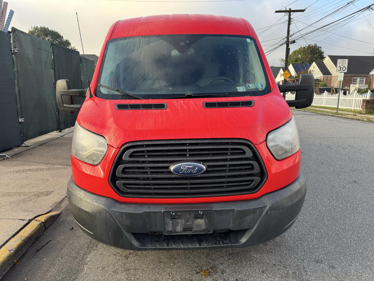 Ford Transit 250 Van Med. Roof w/Sliding Pass. 148-in. WB 2017