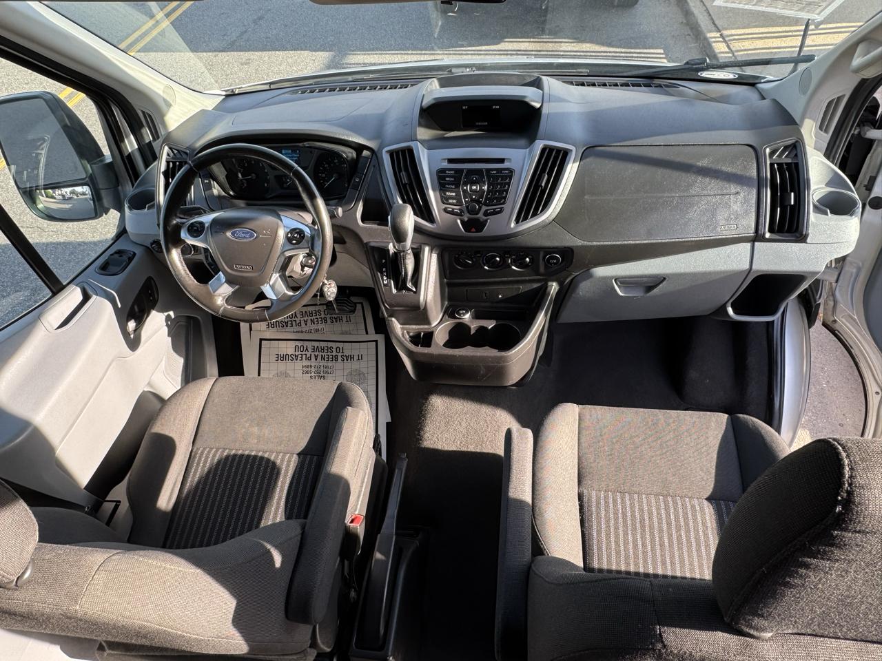 Ford Transit 350 Wagon Med. Roof XL w/Sliding Pass. 148-in. WB 2016