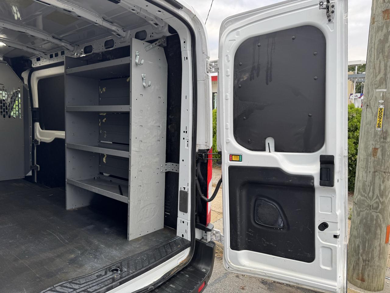 Ford Transit 250 Van Med. Roof w/Sliding Pass. 130-in. WB 2021