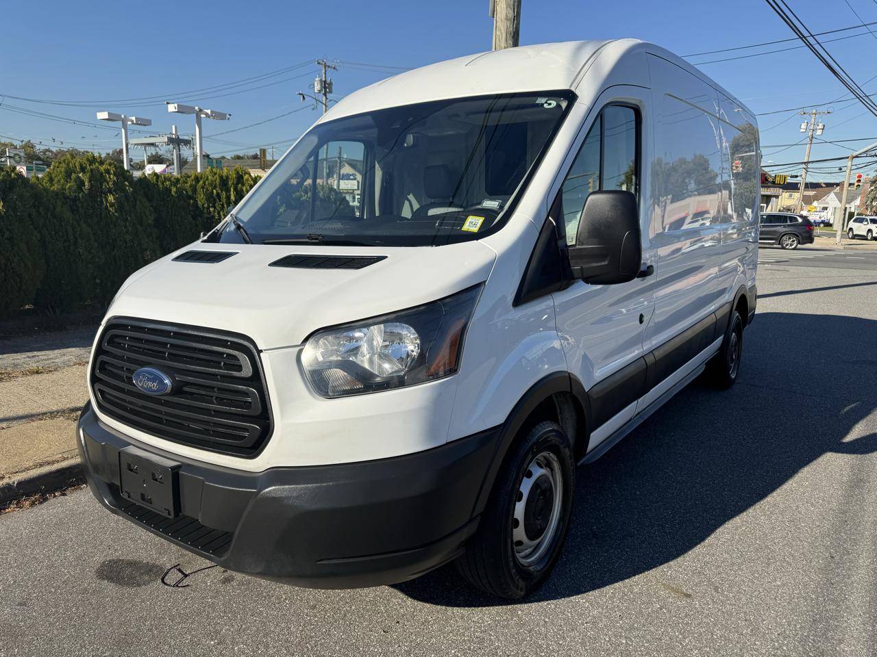 Ford Transit 150 Van Med. Roof w/Sliding Pass. 148-in. WB 2019