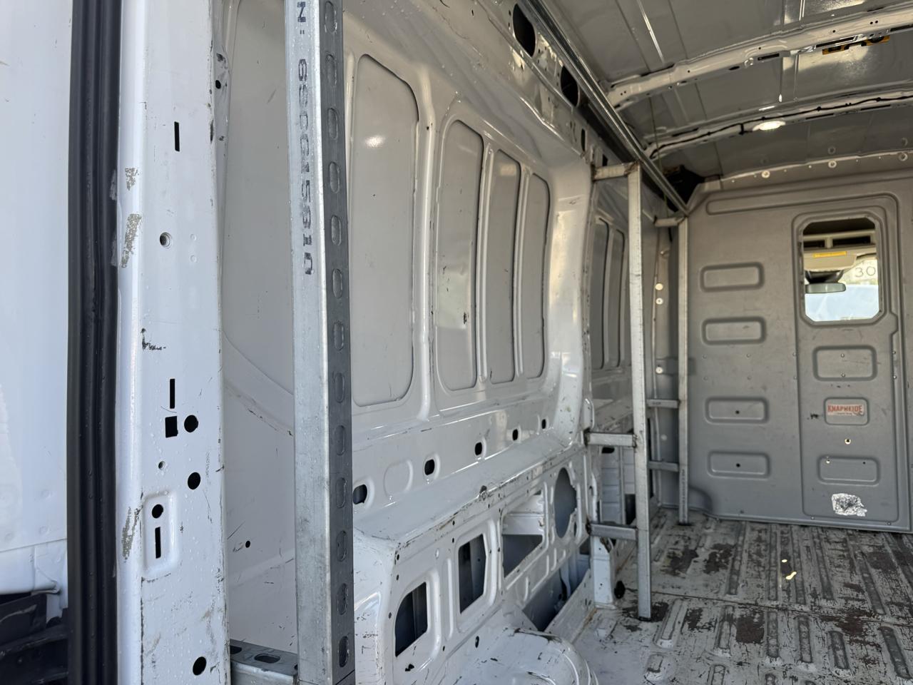Ford Transit 150 Van Med. Roof w/Sliding Pass. 148-in. WB 2019