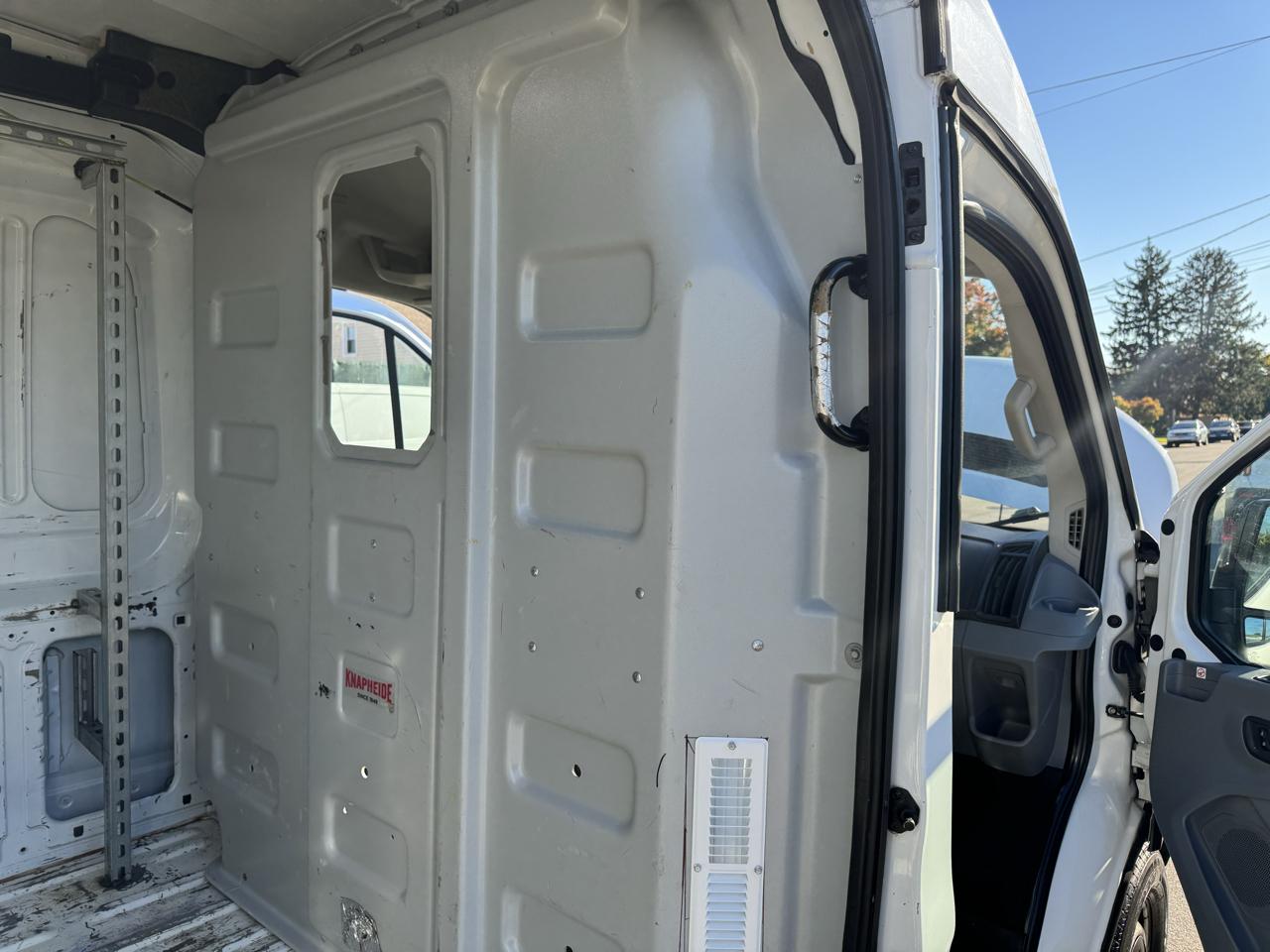 Ford Transit 150 Van Med. Roof w/Sliding Pass. 148-in. WB 2019