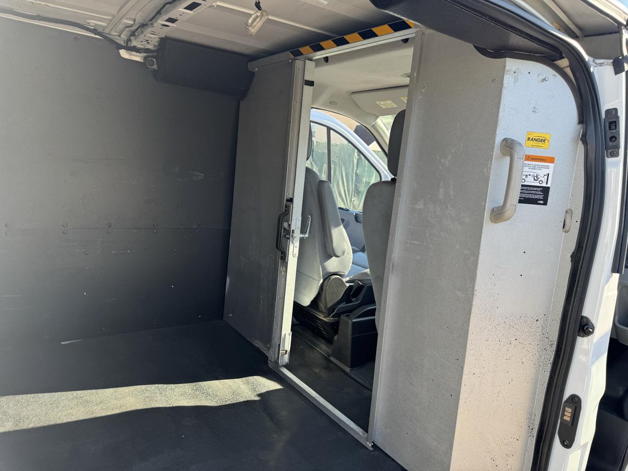 Ford Transit 250 Van Low Roof w/Sliding Pass. 130-in. WB 2016