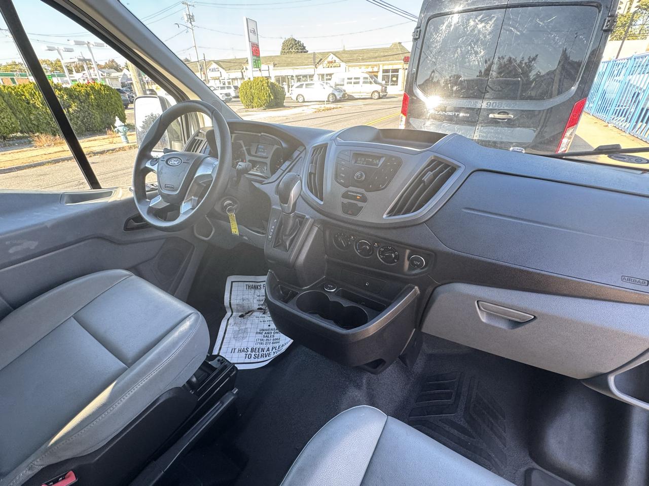 Ford Transit 250 Van Low Roof w/Sliding Pass. 130-in. WB 2016