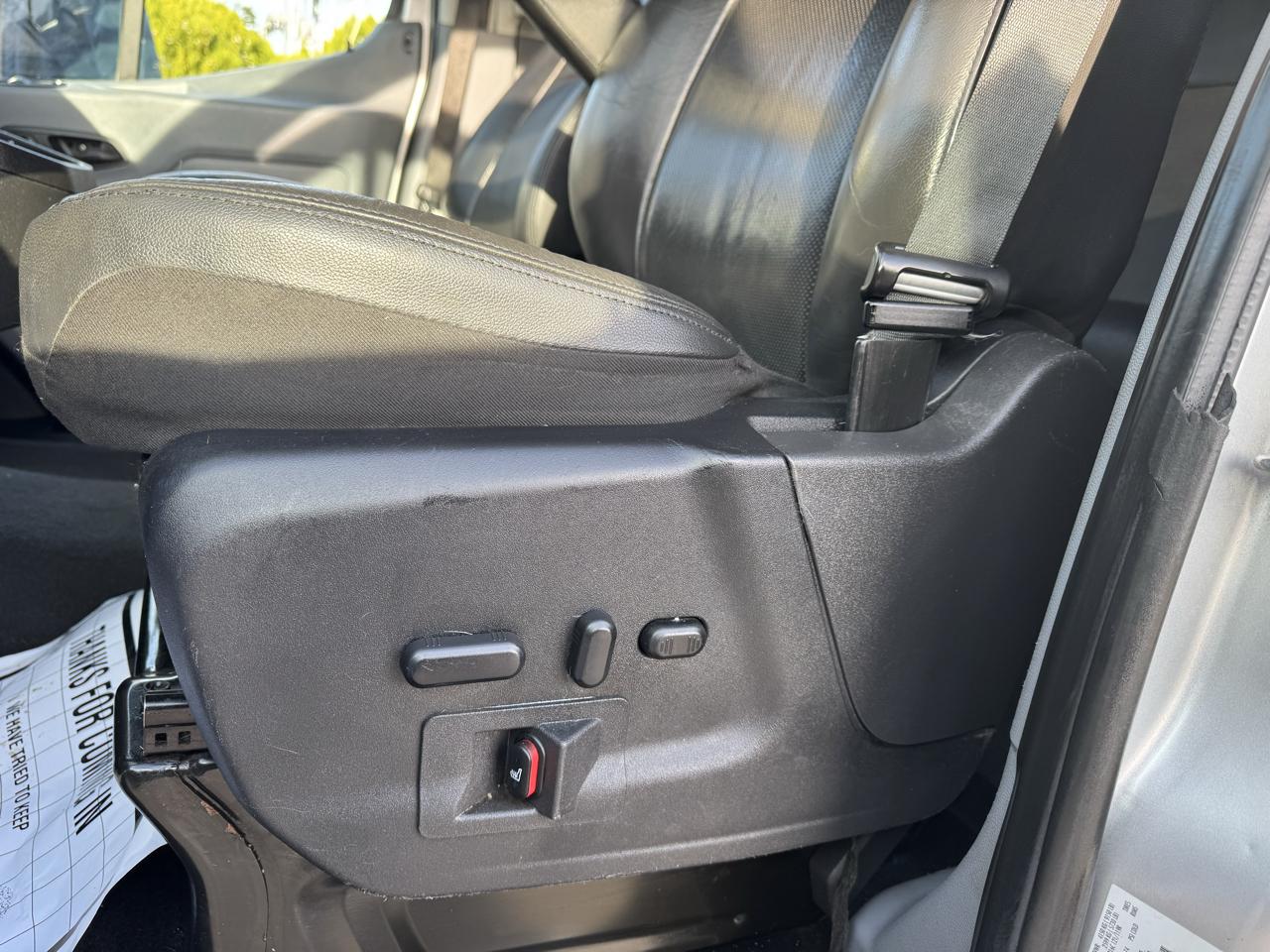 Ford Transit 350 Wagon Med. Roof XL w/Sliding Pass. 148-in. WB 2019