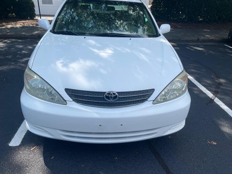 Toyota Camry LE 2004