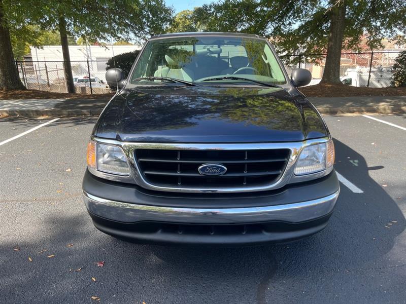 Ford F-150 XL SuperCab 2WD 2003