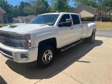 2019 Chevrolet Silverado 3500HD High Country Crew Cab 4WD