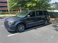 2014 Chrysler Town & Country 