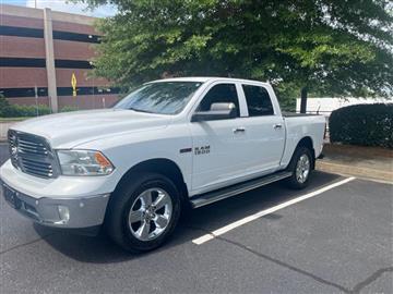 2016 RAM 1500 SLT Crew Cab SWB 4WD