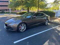 2016 Maserati Ghibli 