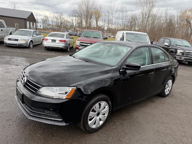 Volkswagen Jetta 1.4T S 6A 2017