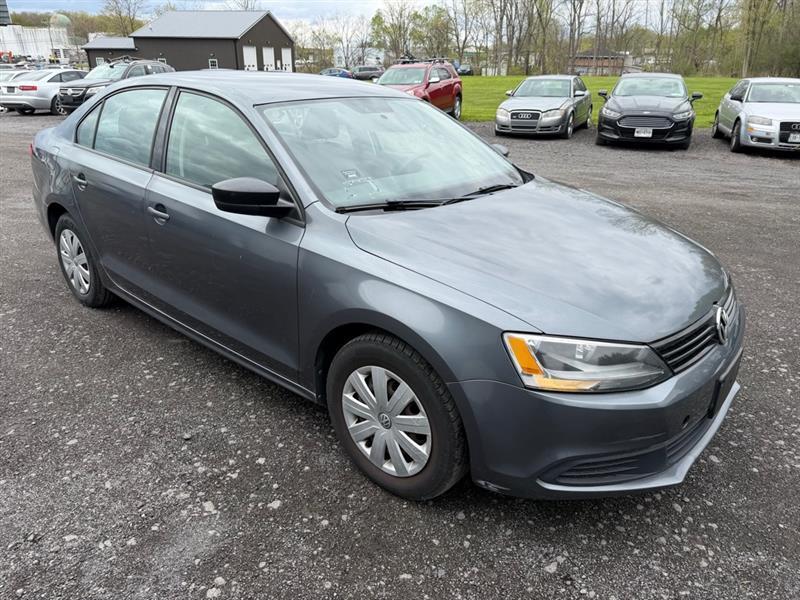 Volkswagen Jetta S 2013