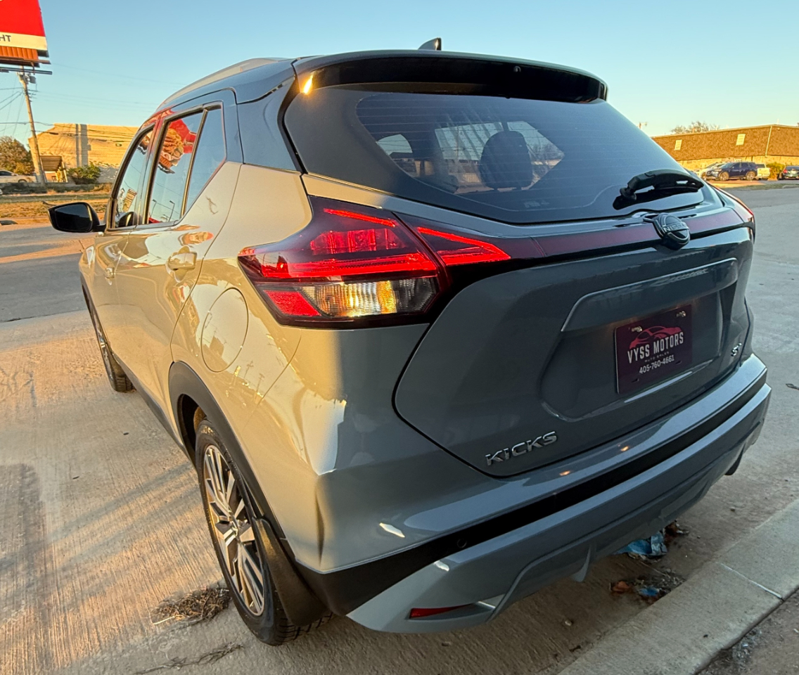Nissan Kicks SV 2022
