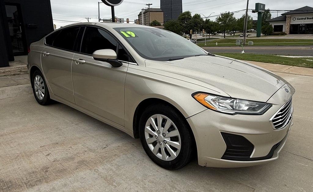 2019 Ford Fusion S