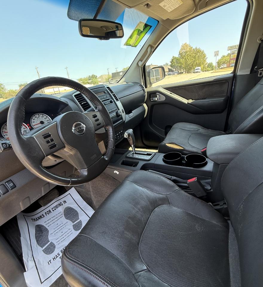 Nissan Frontier SL Crew Cab 4WD 2012